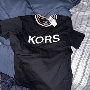 Brand new Michael kors mens t shirt medium